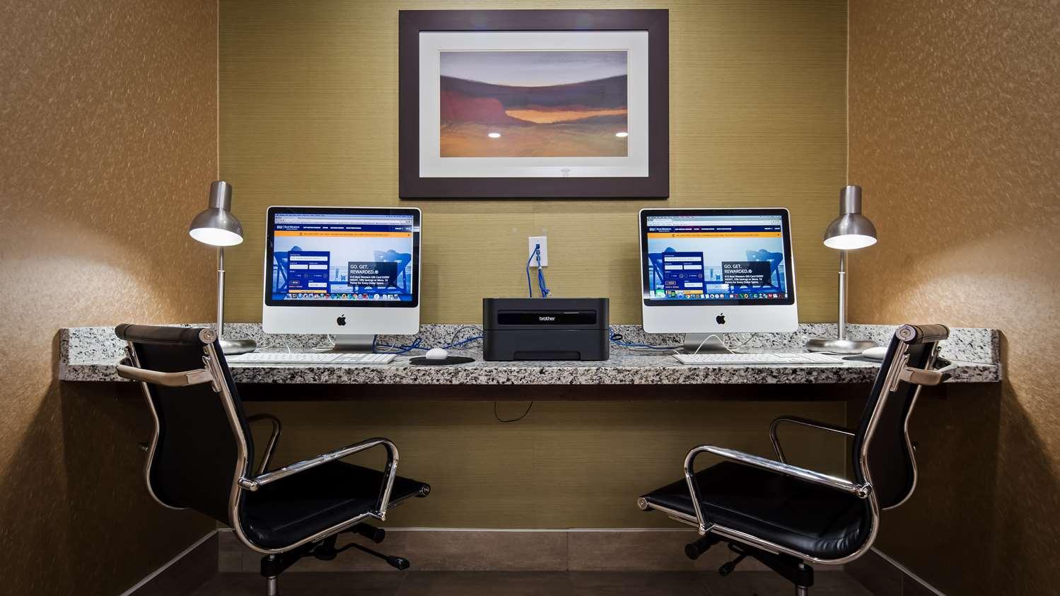 Best Western Plus Fergus Hotel Экстерьер фото