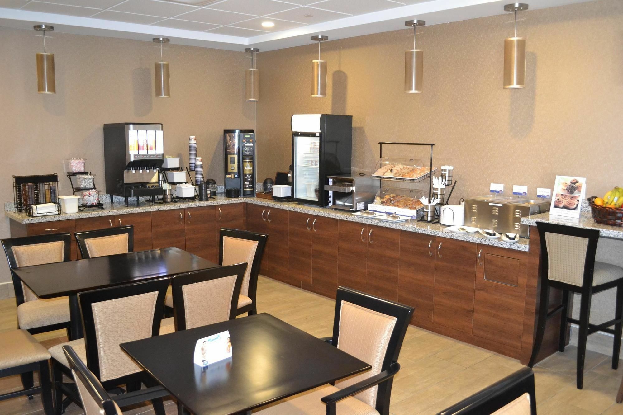 Best Western Plus Fergus Hotel Экстерьер фото